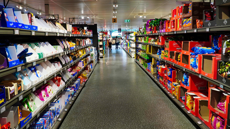 People shopping in Aldi